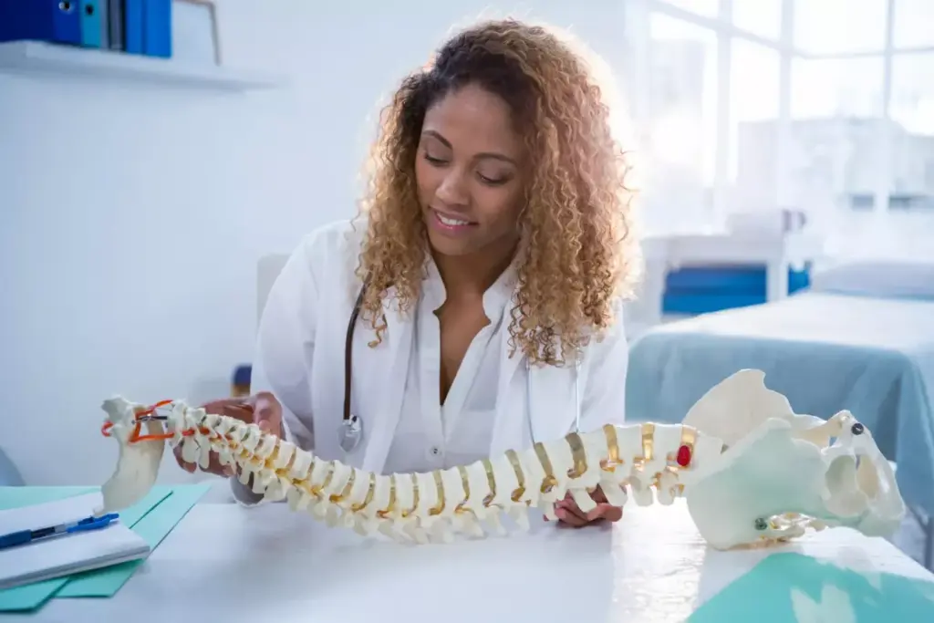 A detailed anatomical illustration of the cervical spine lamina, showcasing the intricate bone structures that form the posterior aspect of the vertebrae. Depicted in a clean, medical style with a neutral, off-white background, allowing the subject to be the focal point. Crisp, high-resolution rendering with precise shading and textures to convey the three-dimensional nature of the lamina. Lit from the side to accentuate the depth and contours, creating a sense of depth and physicality. The image should be informative yet aesthetically pleasing, suitable for inclusion in a medical article about the cervical spine and laminectomy procedures.