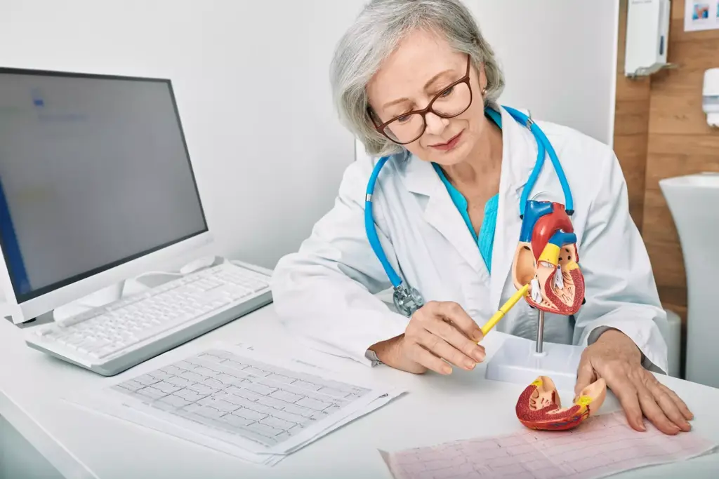 Symptoms of Aortic Root Dilation Symptoms of Aortic Root Dilation