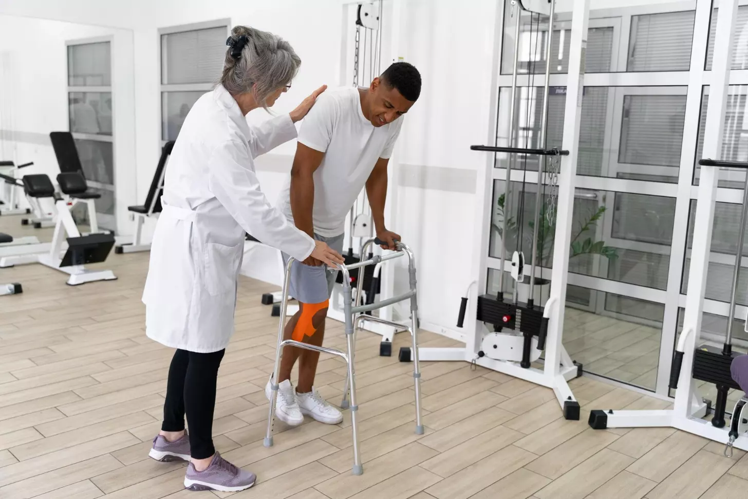 ACL Surgery Recovery Timeline: 7 Key Milestones to Full Mobility