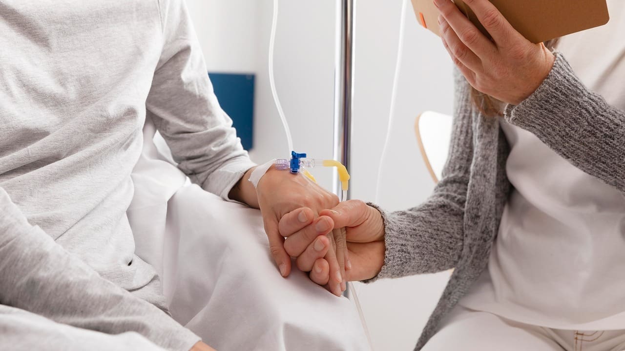 Alkylating Chemotherapy Agents: 7 Key Examples and Their Clinical Uses