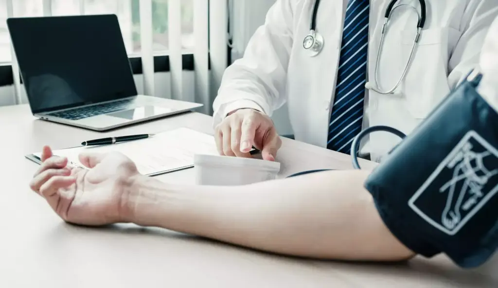 arteriovenous malformation symptoms