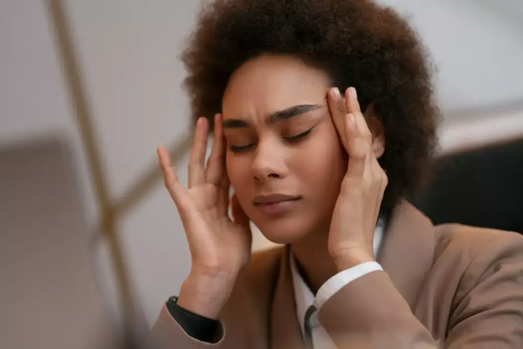 Brain Tumor Headaches: 7 Key Signs That Distinguish Tumor Headaches