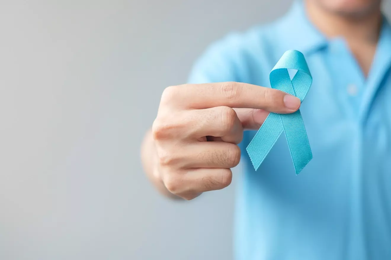 Gleason Score 8 Prostate Cancer: 7 Key Facts on Biopsy, PSA, and Treatment