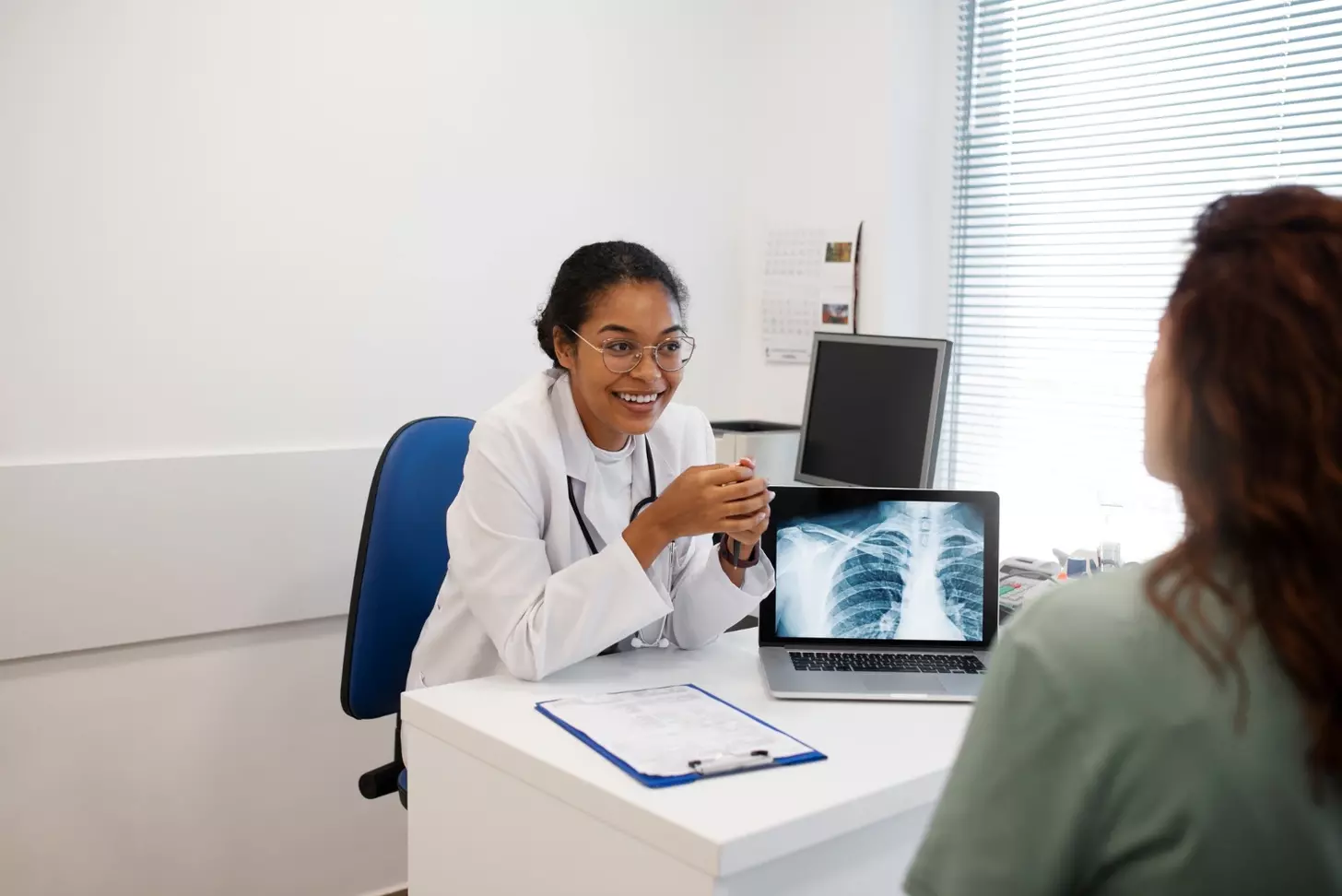 Squamous Cell Lung Cancer Treatment: 7 Key Options and Latest Advancements