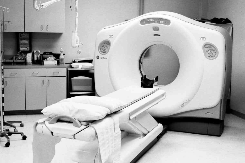 MRI Scan vs PET Scan: Key Differences