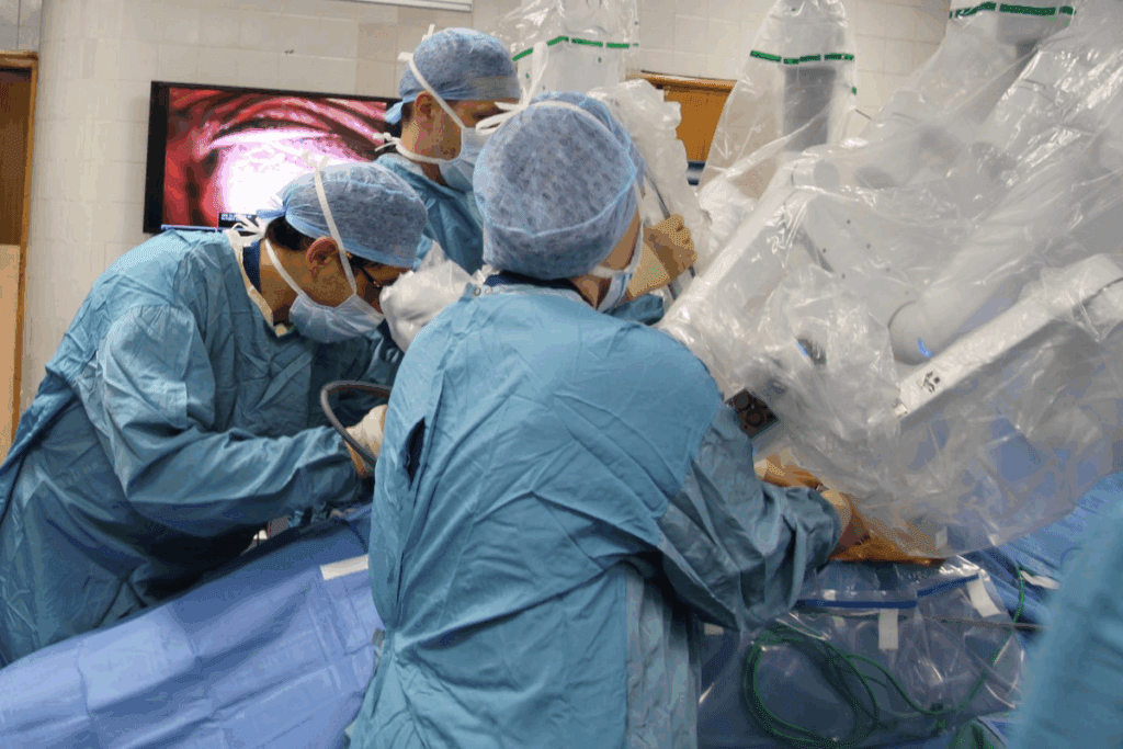 Incision Used in Thoracic Surgery: The Crucial Method