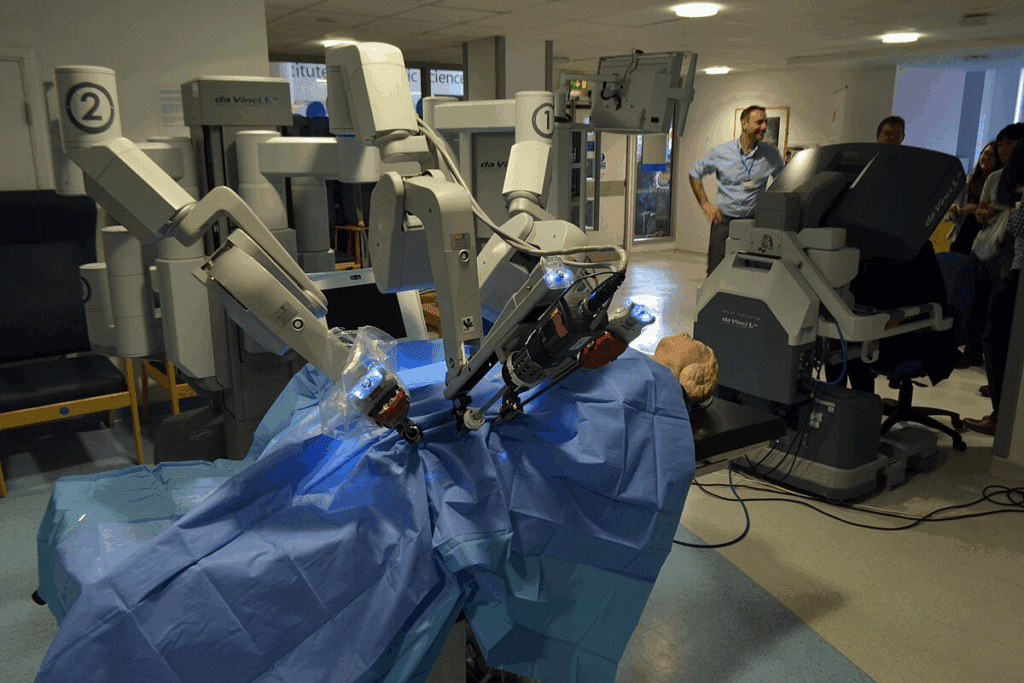 Robotic Surgery Advantages: Is it Crucially Better Than Normal?