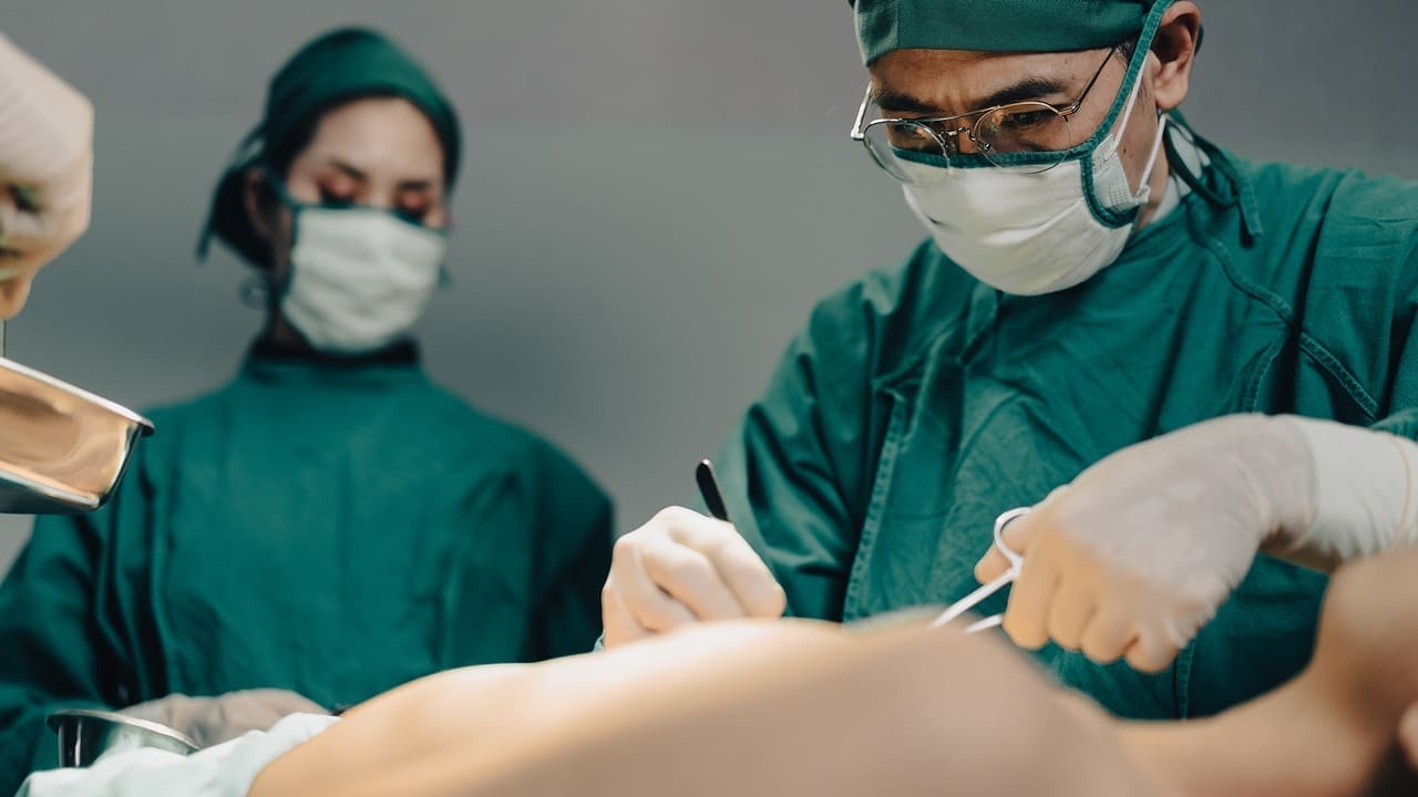 How to Perform Lumbar Fusion Surgery: Step-by-Step Guide to Fusion of the Lower Spine