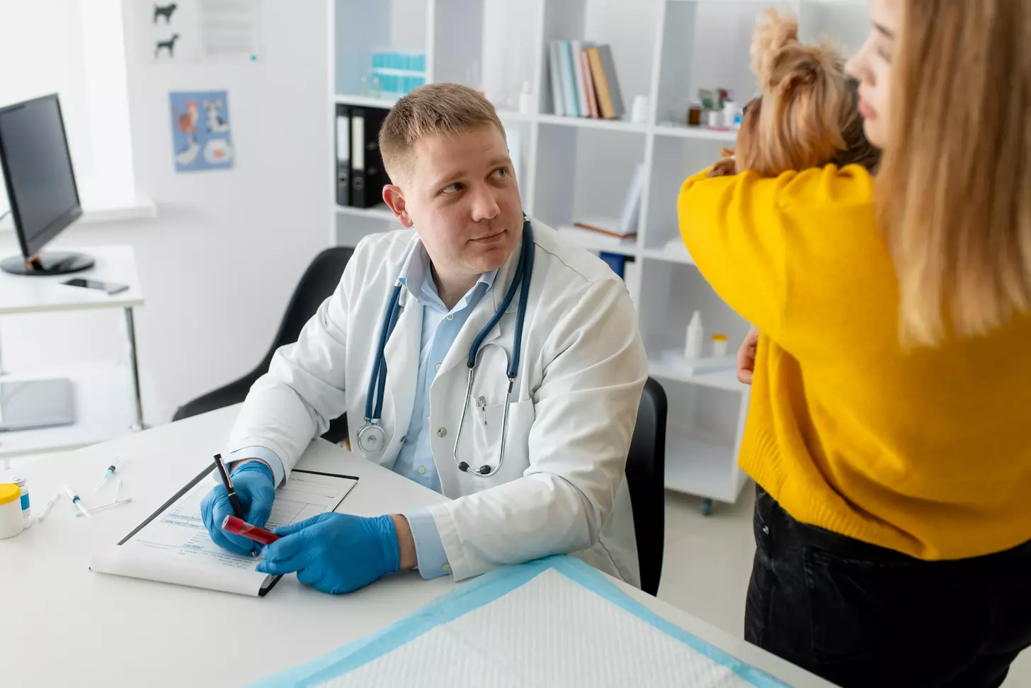 What Is an AAA (Abdominal Aortic Aneurysm) and What Causes an Enlarged Aorta in the Abdomen?